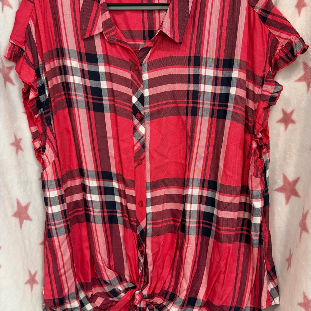 COMO VINTAGE 3X  Red Plaid Button-Front Tie Hem Shirt